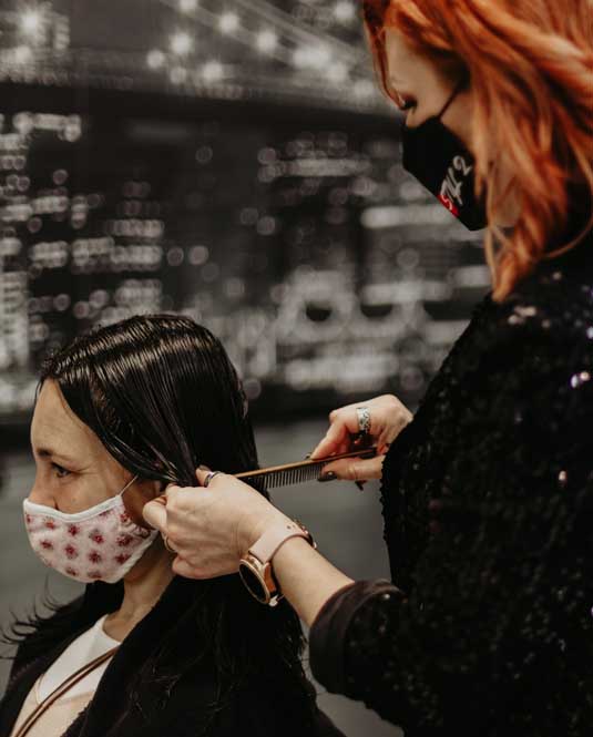 tijeras-cauterizadoras-cabello-corte-mujer-preparacion